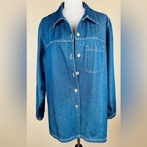 Sag Harbor Sport women’s denim top. Long sleeve, button down dark wash. Size XL